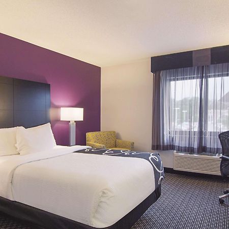 La Quinta By Wyndham Cleveland - Airport North Hotel Luaran gambar