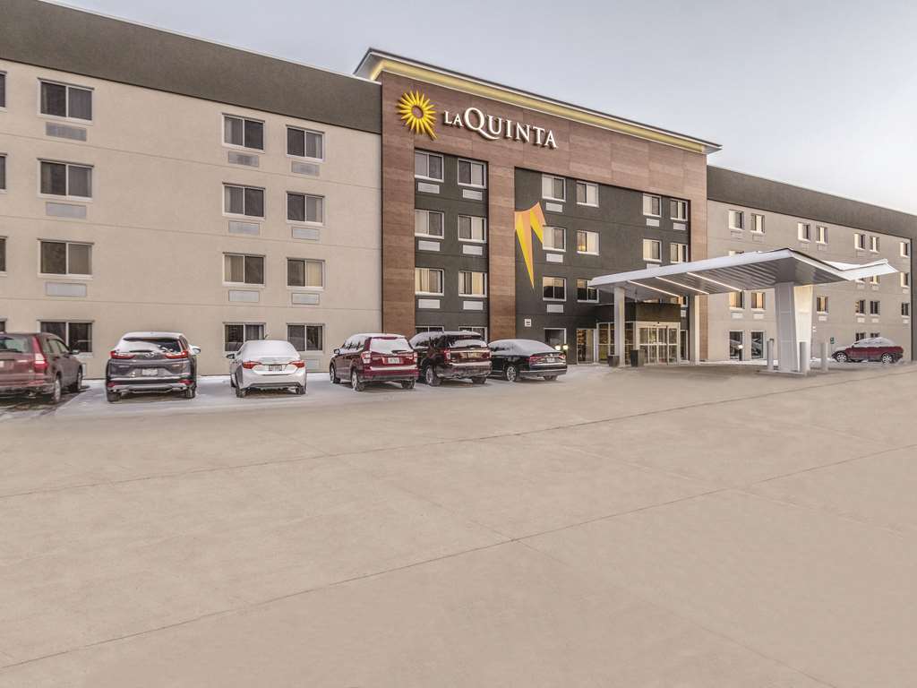 La Quinta By Wyndham Cleveland - Airport North Hotel Luaran gambar