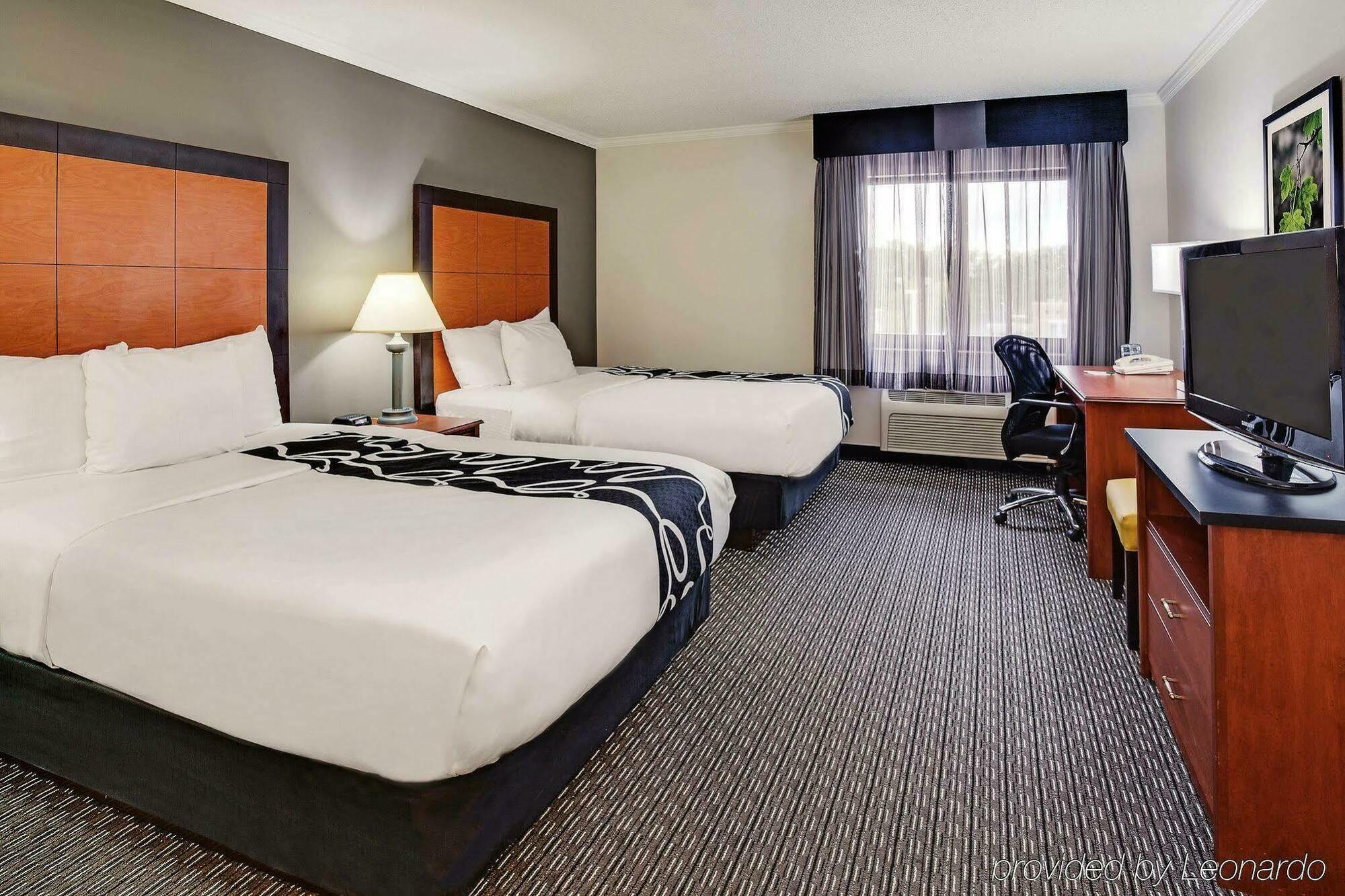 La Quinta By Wyndham Cleveland - Airport North Hotel Luaran gambar